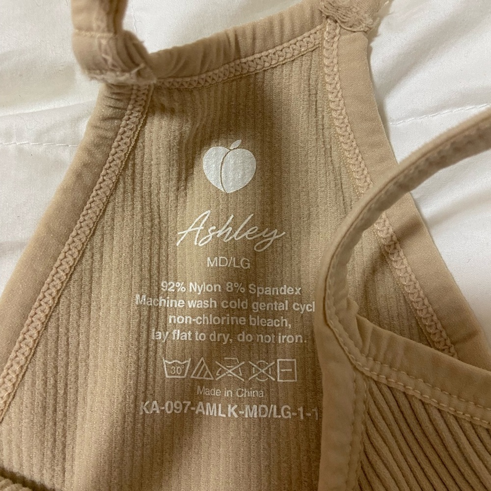 Cream Ribbed Crop Tank - Picture 4 of 4